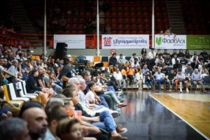 Το Περιστέρι πίκρανε τον Προμηθέα και 1.500 θεατές σε ατμόσφαιρα-γιορτή - Φωτογραφίες Το Περιστέρι πίκρανε τον Προμηθέα και 1.500 θεατές σε ατμόσφαιρα-γιορτή - Φωτογραφίες