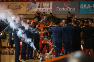 Το Περιστέρι πίκρανε τον Προμηθέα και 1.500 θεατές σε ατμόσφαιρα-γιορτή - Φωτογραφίες Το Περιστέρι πίκρανε τον Προμηθέα και 1.500 θεατές σε ατμόσφαιρα-γιορτή - Φωτογραφίες