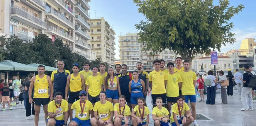 Ο Αθηνόδωρος Αιγίου θριάμβευσε στον Νυχτερινό Ημιμαραθώνιο «Φάνης Τσιμιγκάτος»
