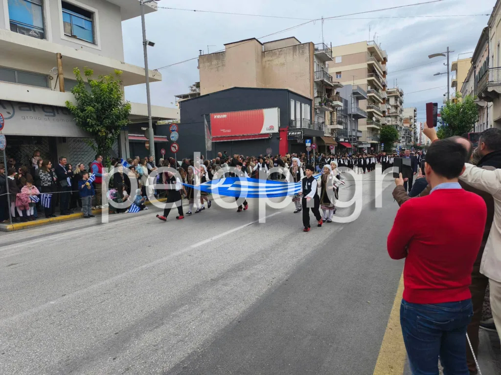 Η Πάτρα τιμά την επέτειο του «Όχι»: Η μεγάλη παρέλαση για την 28η Οκτωβρίου, δείτε live Η Πάτρα τιμά την επέτειο του «Όχι»: Η μεγάλη παρέλαση για την 28η Οκτωβρίου, δείτε live