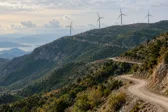 Ενδεικτική απεικόνιση ορεινού δρόμου πρόσβασης σε αιολικό πάρκο