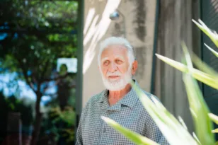 «Συγχωρώ τη μητέρα μου αλλά δεν την αγάπησα ποτέ, δεν έκλαψα στη κηδεία της» συγκλονιστική εξομολόγηση του Αλέξανδρου Μυλωνά