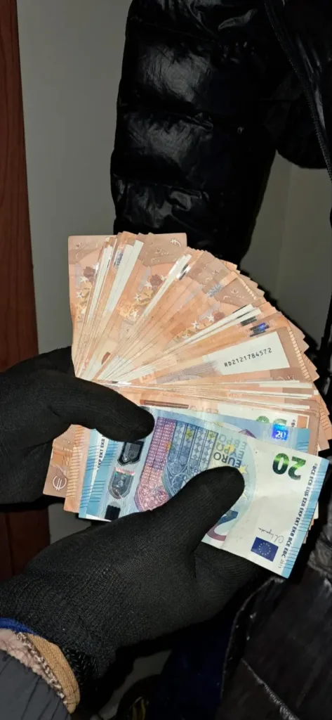 Έδιναν χρήματα για παιδιά με καρκίνο, αλλά 2,8 εκατ. δεν έφτασαν ποτέ στις οικογένειες – Οι επώνυμοι δωρητές και τα «στημένα» ματς Έδιναν χρήματα για παιδιά με καρκίνο, αλλά 2,8 εκατ. δεν έφτασαν ποτέ στις οικογένειες – Οι επώνυμοι δωρητές και τα «στημένα» ματς