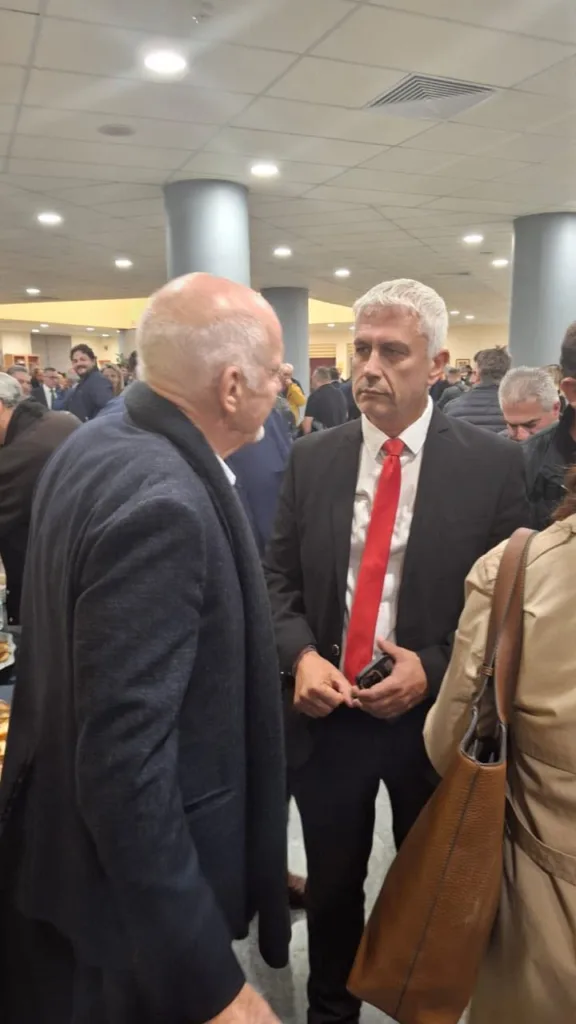 Απόρρητη Γραμμή: Η αποχή Ποταμίτη για το Αυτοκινητοδρόμιο, ο «πονοκέφαλος» Καλλιακμάνη και τα χριστουγεννιάτικα φώτα από το 1998