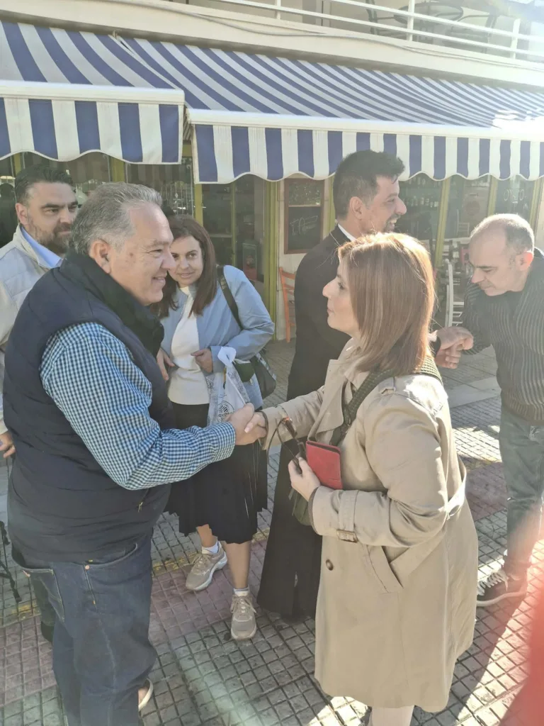 Πάτρα Ενωμένη: Περιοδεία Σβόλη στη γειτονιά της Αγίας Σοφίας – Τα προβλήματα που έθεσαν οι κάτοικοι