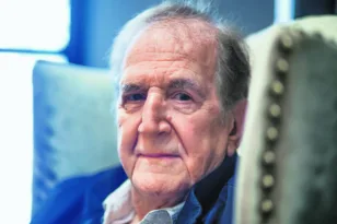 Γιώργος Κωνσταντίνου: «Έχω κάνει πάρα πολλά λάθη» – Οι πληγές της Κατοχής που τον ακολουθούν μέχρι σήμερα