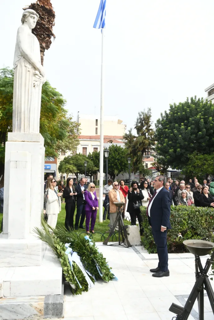 Πελετίδης για την 28η Οκτωβρίου: «Ο λαός είναι ανίκητος όταν αποφασίζει να υπερασπιστεί το δίκιο του» Πελετίδης για την 28η Οκτωβρίου: «Ο λαός είναι ανίκητος όταν αποφασίζει να υπερασπιστεί το δίκιο του»