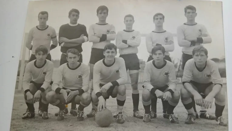 Πέθανε ο εμβληματικός Κώστας Δρουκόπουλος, από τα γήπεδα στη Λαϊκή