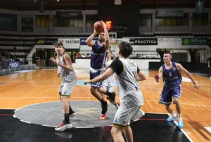 Ο Αίολος Αγυιάς επίδειξη δύναμης από την πρεμιέρα - Σκέντζος: «Να βελτιωνόμαστε από παιχνίδι σε παιχνίδι»