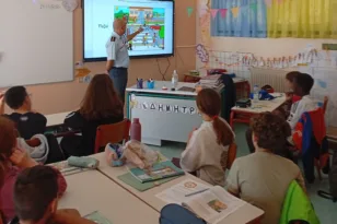 Ένα διαφορετικό μάθημα για 78 παιδιά στο Αίγιο: Η ασφάλεια αρχίζει από τον δρόμο για το σχολείο