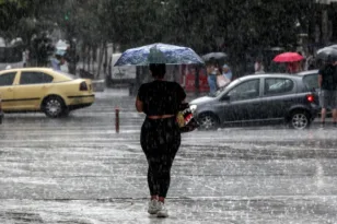 Καιρός: Έκτακτο δελτίο της ΕΜΥ – Πού θα χτυπήσουν ισχυρές καταιγίδες και 10 μποφόρ