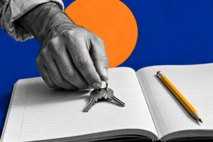 Στο θρανίο μετά τη δουλειά: Η Πάτρα που πηγαίνει σχολείο το βράδυ