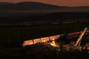 Τριήμερο πένθος στην Ισπανία, στους 74 ανέβηκαν οι νεκροί