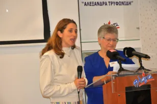 Ο δρόμος που ενώνει τα παιδιά της «Φλόγας» γέμισε χρώματα και απέκτησε νέα ζωή