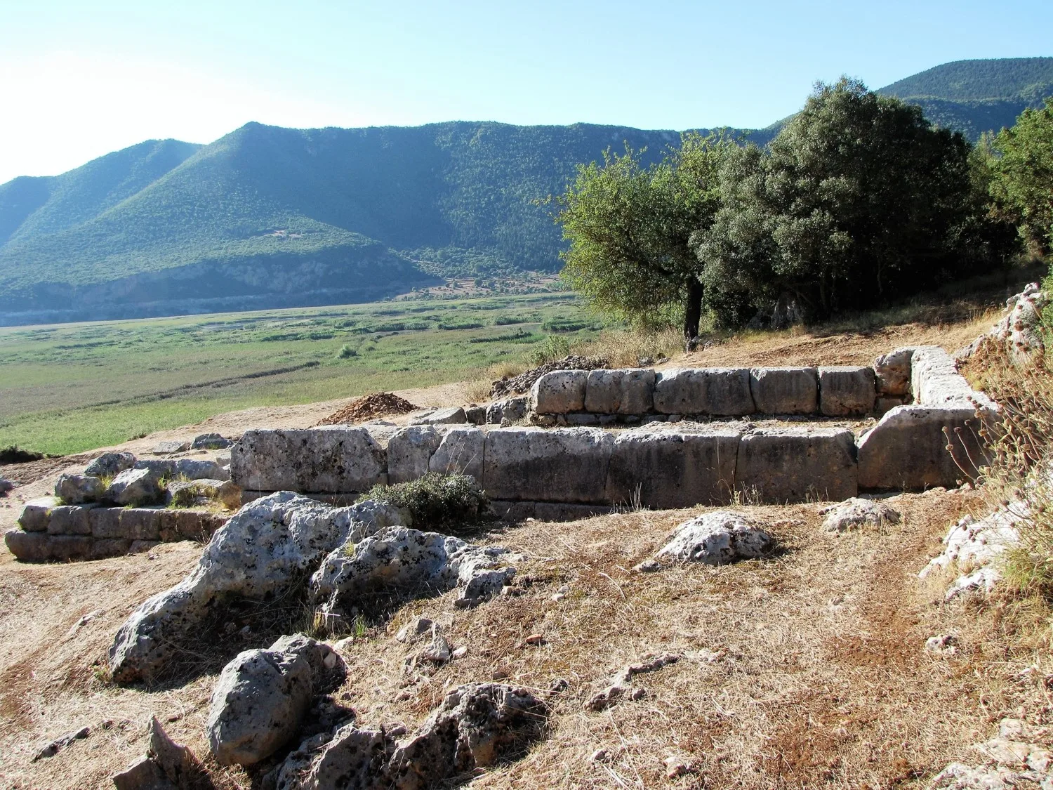 Στυμφαλία και Καστανιά: Φθινοπωρινή εκδρομή στην Ορεινή Κορινθία