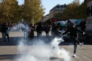 Νέα επεισόδια στο Παρίσι και οδοφράγματα στη Μασσαλία – Τι θα πει ο Μακρόν