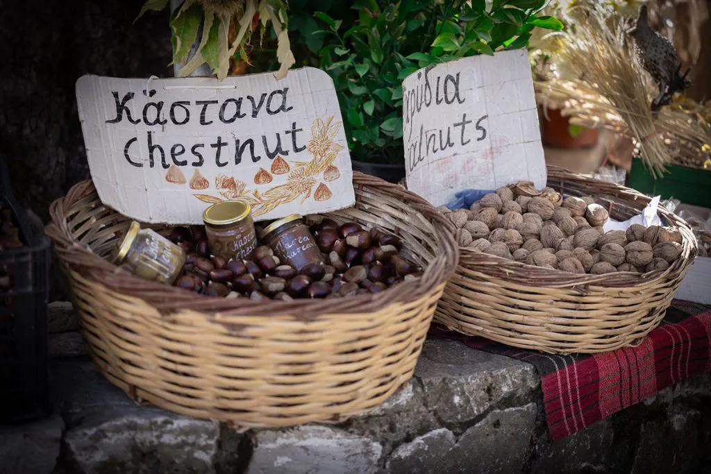 Κοσμάς Αρκαδίας: Το χωριό των 7 πλατάνων ετοιμάζει μια ξεχωριστή γιορτή – Τι αξίζει να δεις Κοσμάς Αρκαδίας: Το χωριό των 7 πλατάνων ετοιμάζει μια ξεχωριστή γιορτή – Τι αξίζει να δεις