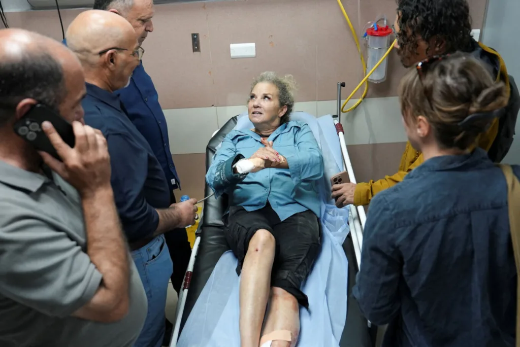 Δυτική Όχθη: Ισραηλινοί έποικοι ξυλοκόπησαν φωτορεπόρτερ της Washington Post – Τέσσερα κατάγματα στη σπονδυλική στήλη Δυτική Όχθη: Ισραηλινοί έποικοι ξυλοκόπησαν φωτορεπόρτερ της Washington Post – Τέσσερα κατάγματα στη σπονδυλική στήλη