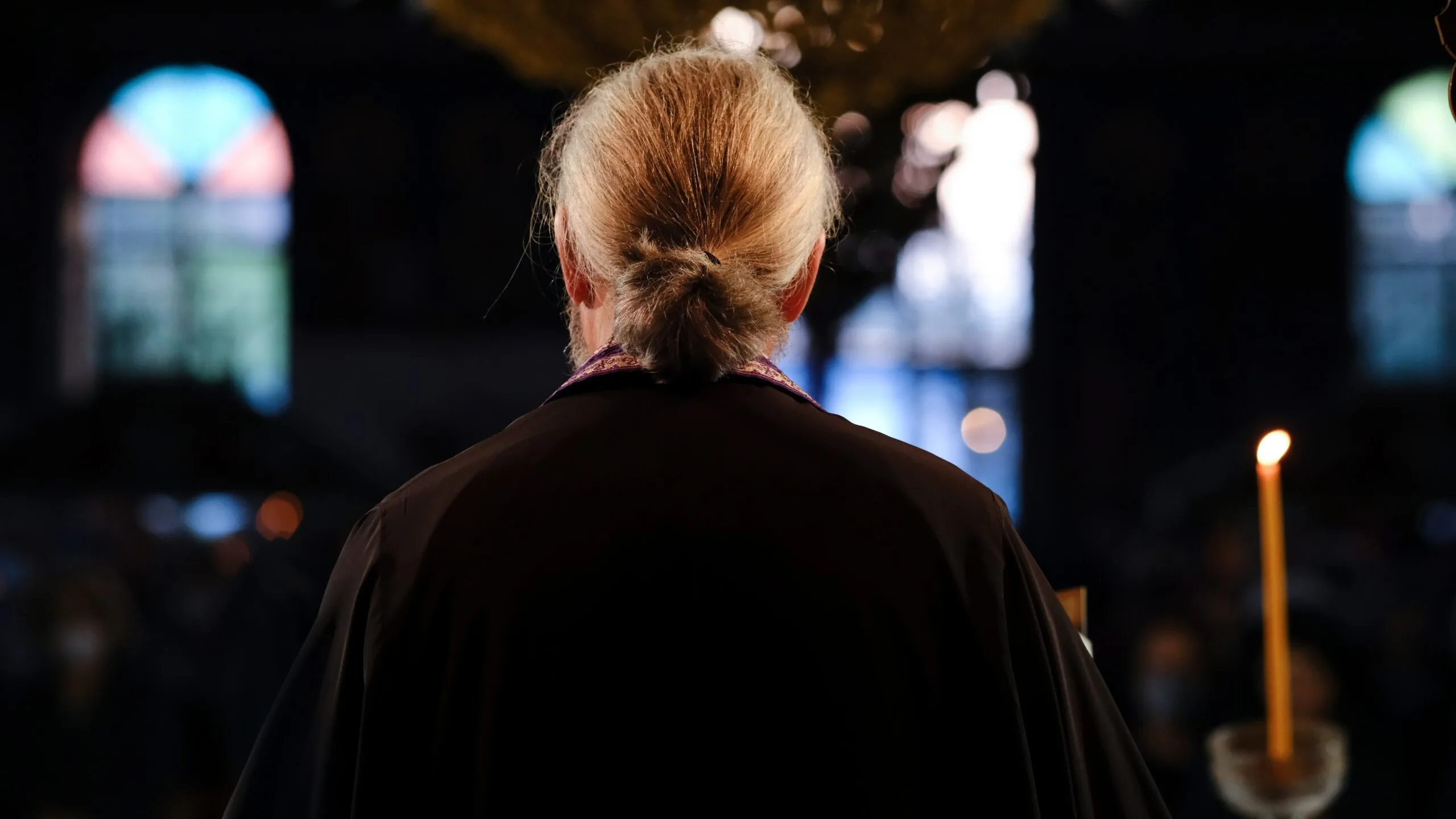 «Αυτή μάλλον έπαιζε κι αλλού, γιατί μου έλεγε ένας επίτροπος...», αποκάλυψη του 68χρονου ιερέα που κατηγορείται για revenge porn