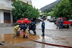 Κρήτη: Στις 508 οι κλήσεις στην Πυροσβεστική – 214 επεμβάσεις μετά το σαρωτικό πέρασμα της κακοκαιρίας