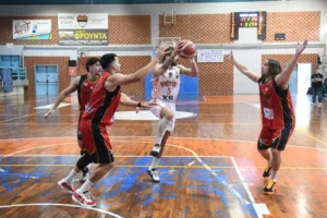 Πρώτη νίκη στις εθνικές κατηγορίες για την ΑΕ Ροϊτίκων - Φωτογραφίες