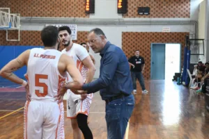 Πρώτη νίκη στις εθνικές κατηγορίες για την ΑΕ Ροϊτίκων - Φωτογραφίες