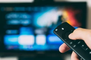 JustWatch TV: Νέος ανταγωνιστής του Netflix με δωρεάν ταινίες και σειρές – Τι ισχύει για την Ελλάδα