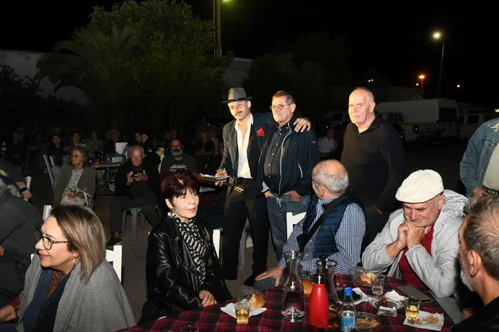 Πάτρα: Ένα «Καπηλειό της Αντίστασης» έκλεισε τις εκδηλώσεις για την Απελευθέρωση