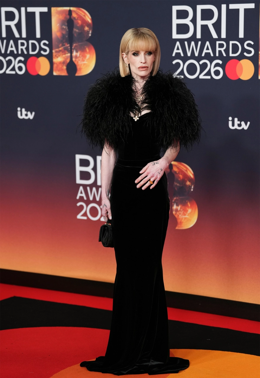 Κέλι Όσμπορν: Πήρε περίπου 14 κιλά μετά τα BRIT Awards - «Σοκαρίστηκα όταν είδα τις φωτογραφίες μου» Κέλι Όσμπορν: Πήρε περίπου 14 κιλά μετά τα BRIT Awards - «Σοκαρίστηκα όταν είδα τις φωτογραφίες μου»