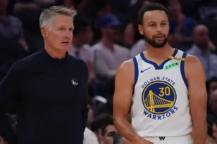 NBA: Ο Στιβ Κερ είδε τον… σωσία του στην εξέδρα και έγινε viral