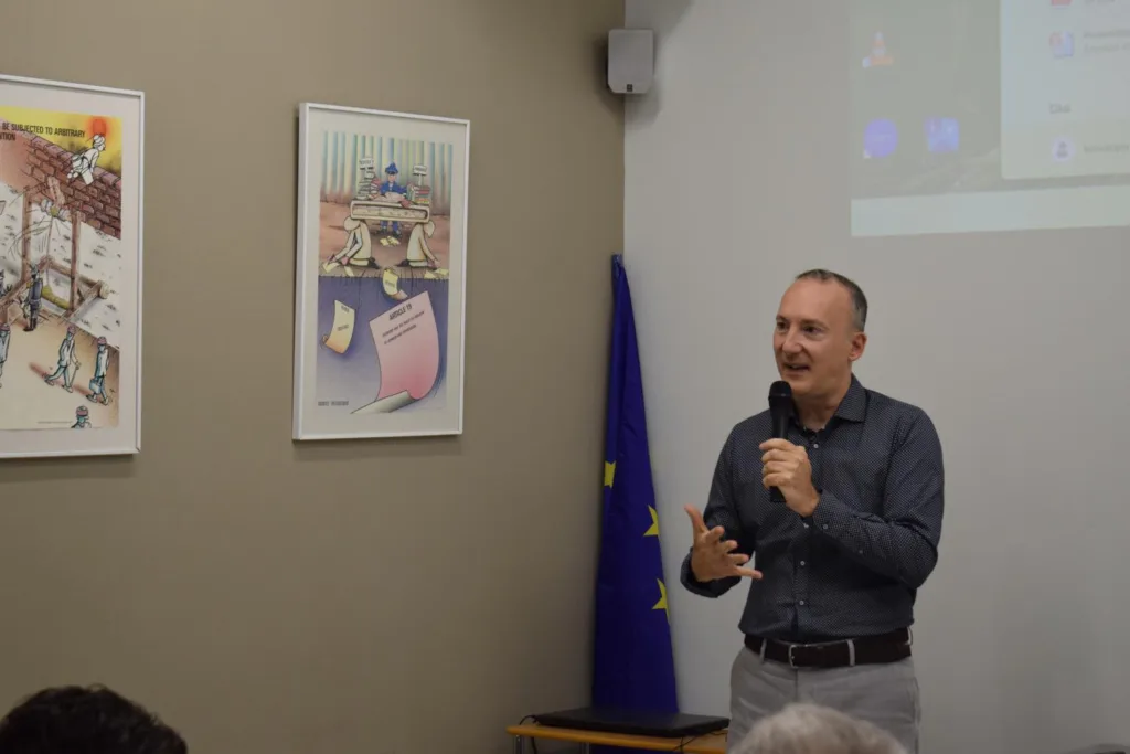 Οι «Φρουροί της Αχαΐας»: Τα ξίφη των Μυκηναίων και η ιστορία πίσω από το όνομα του τόπου Οι «Φρουροί της Αχαΐας»: Τα ξίφη των Μυκηναίων και η ιστορία πίσω από το όνομα του τόπου
