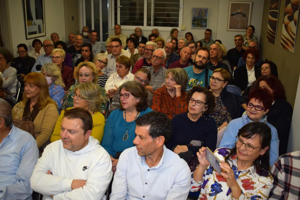 Οι «Φρουροί της Αχαΐας»: Τα ξίφη των Μυκηναίων και η ιστορία πίσω από το όνομα του τόπου Οι «Φρουροί της Αχαΐας»: Τα ξίφη των Μυκηναίων και η ιστορία πίσω από το όνομα του τόπου