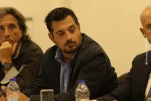Οδοντωτός: Στον αέρα τα δρομολόγια, στα ύψη τα παράπονα - Εκτροχιάστηκε η εμπιστοσύνη Οδοντωτός: Στον αέρα τα δρομολόγια, στα ύψη τα παράπονα - Εκτροχιάστηκε η εμπιστοσύνη
