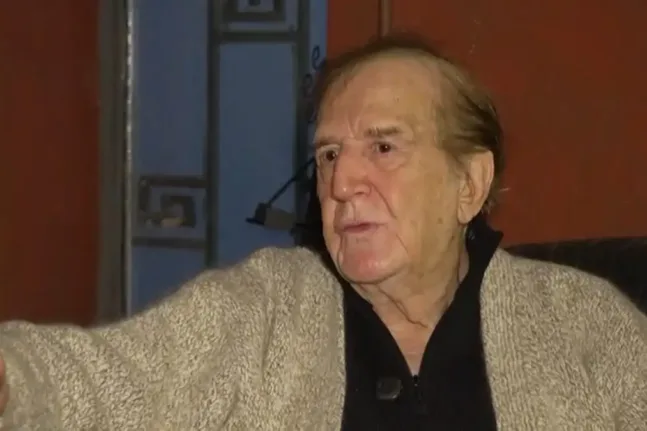 «Αν φύγω από το θέατρο, δεν έχω λόγο να ζήσω», συγκλονίζει ο Γιώργος Κωνσταντίνου