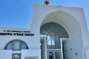 Πάρος: Με μόλις τρεις αναπνοές το λεπτό η 21χρονη – Η παρέμβαση γιατρού που της έσωσε τη ζωή