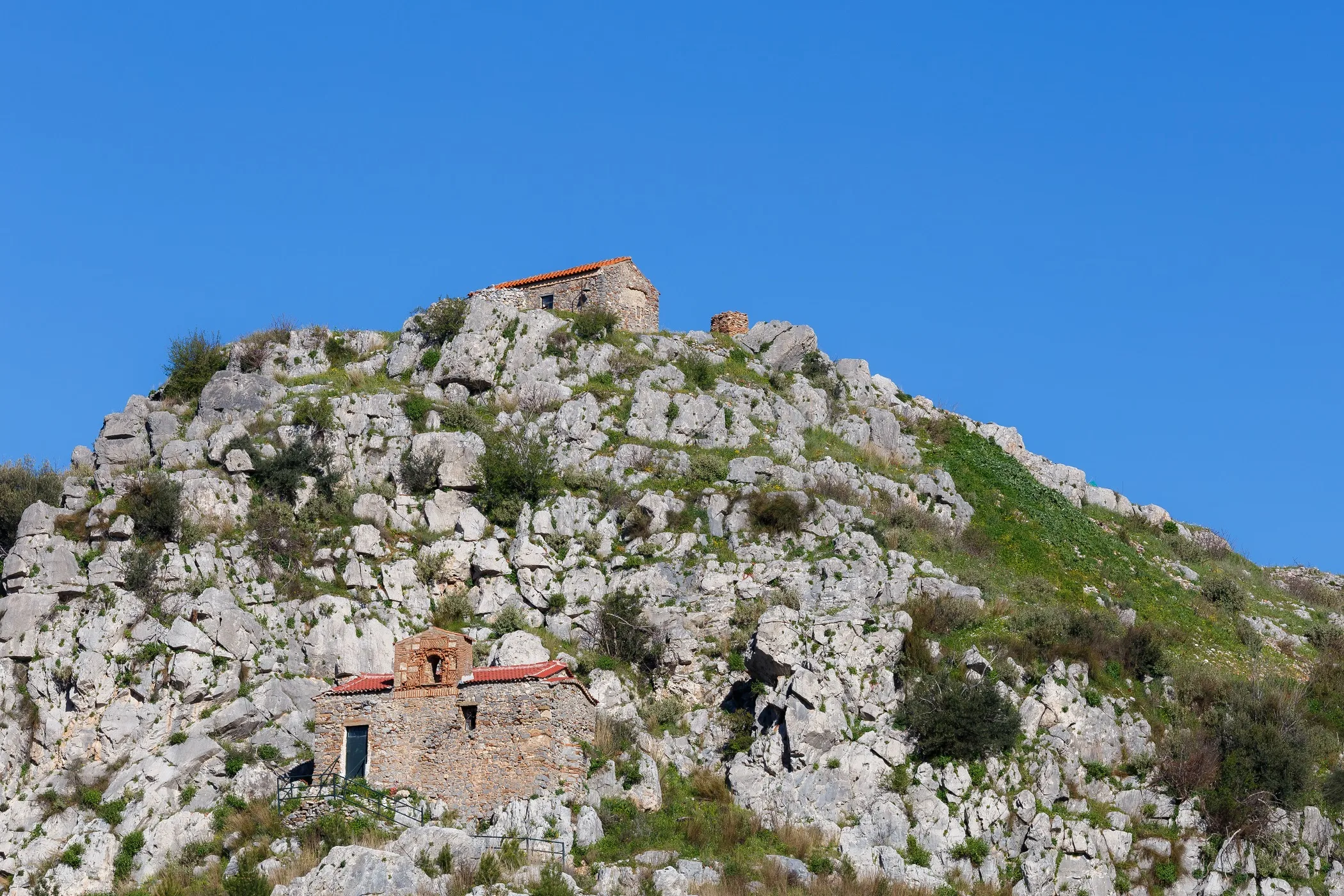 Το άγνωστο χωριό της Πελοποννήσου που κάποτε συναγωνιζόταν τον Μυστρά