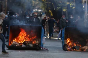Αλβανία: Εκτη ημέρα συγκρούσεων στα Τίρανα- Επιθέσεις σε κομματικά γραφεία