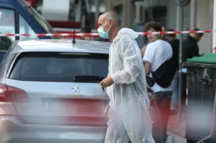 Έκρηξη στον Κολωνό: Εκρηκτικός μηχανισμός με πυροκροτητή μέσα σε σακούλα – Τέσσερις τραυματίες