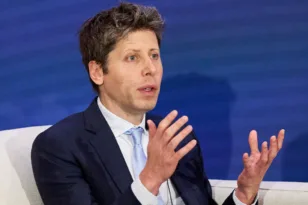 Σαμ Άλτμαν: «Ο κόσμος πρέπει να αποδεχθεί κάποιους κινδύνους από την Τεχνητή Νοημοσύνη»