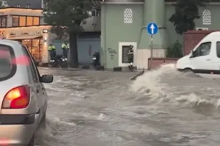 Η κακοκαιρία σαρώνει και την Τουρκία, υποφέρει η Κωνσταντινούπολη