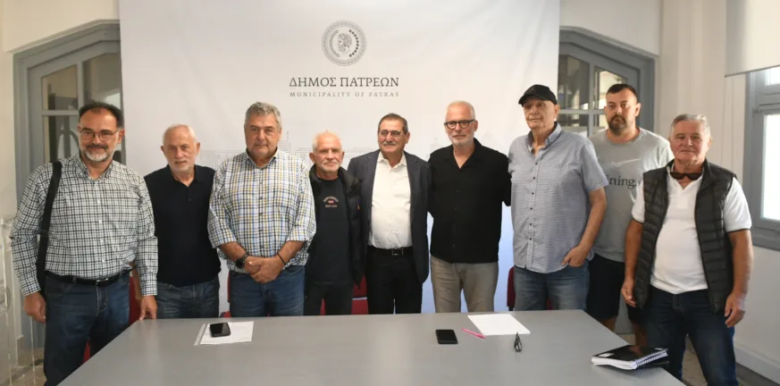 Η Πάτρα τρέχει για νέο ρεκόρ: 2.836 συμμετοχές στον Νυχτερινό Ημιμαραθώνιο – Μια ανάσα από το όριο των 3.200
