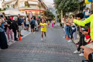 Η νύχτα έγινε... μέρα στο Αίγιο με τον θρίαμβο του 1ου City Night Run - Φωτογραφίες