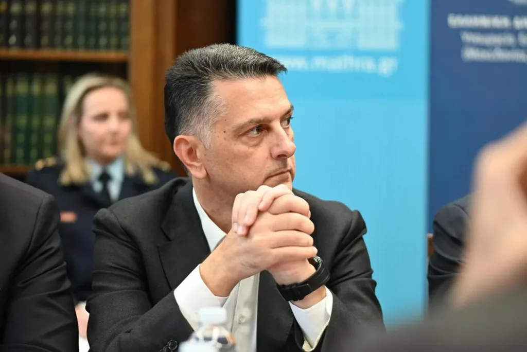 Μιχάλης Μπεκίρης: Η διαδρομή μέχρι την προσωρινή αποχώρηση - Από την Αχαΐα στον στενό πυρήνα της εξουσίας