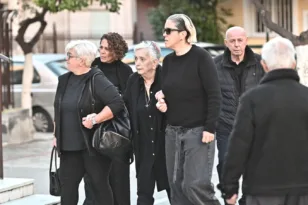 Γιώργος Μαζωνάκης: Στην Αγία Τριάδα στη Νίκαια η οικογένειά του για το 40ήμερο μνημόσυνο