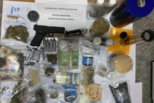Ναύπακτος: Κάνναβη, αεροβόλο και 500 βολίδες σε σπίτι, σύλληψη για διακίνηση ναρκωτικών