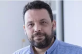 Ο σύμβουλος επικοινωνίας Π. Παπαχατζής στην Π: «Μόνο ΝΔ και ΠΑΣΟΚ βλέπω να μπορούν να συνεργαστούν»