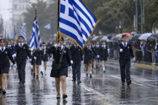 Κακοκαιρία: Πού ακυρώνονται οι μαθητικές παρελάσεις – Τι ισχύει στην Αττική