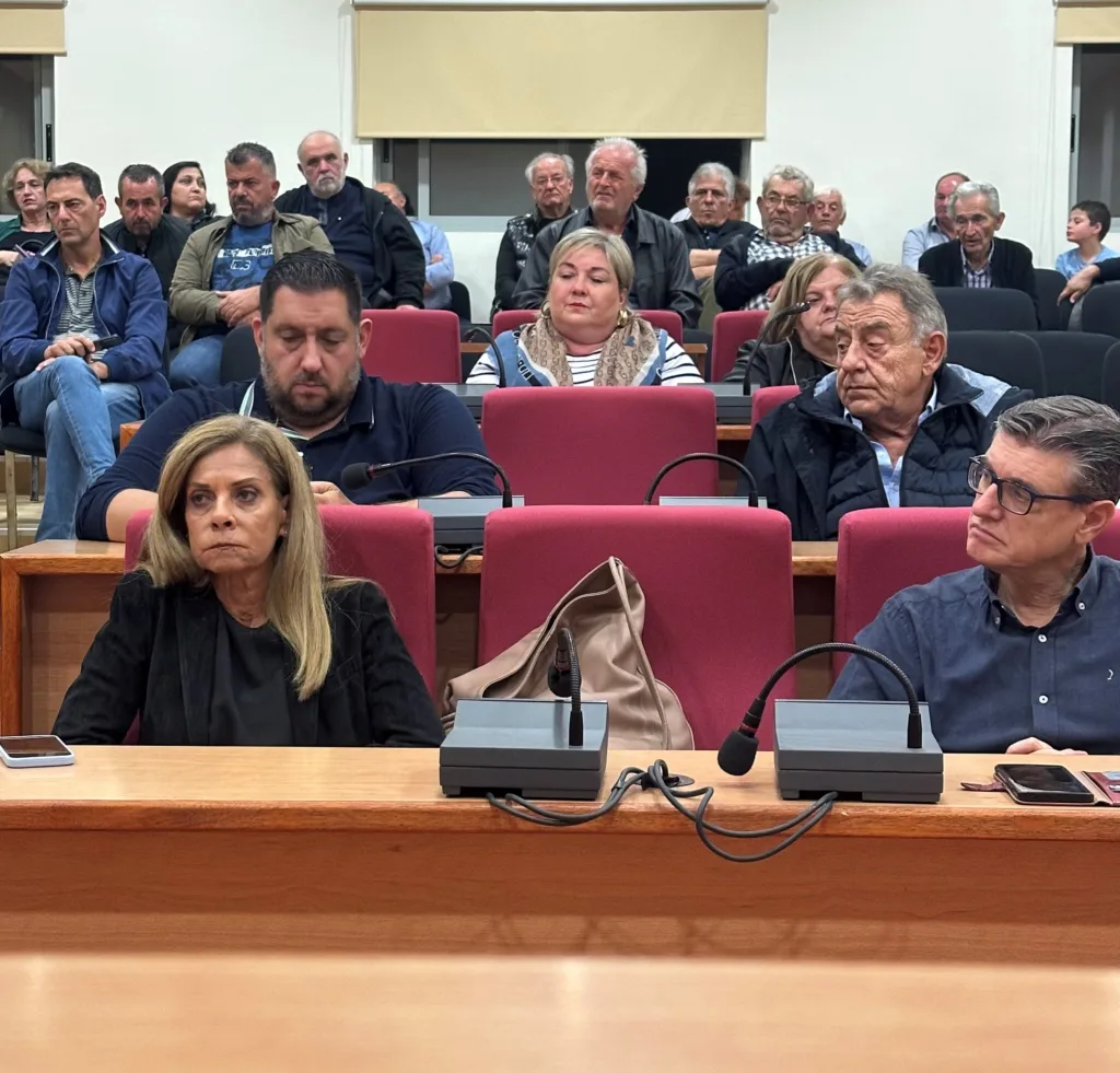ΠΑΣΟΚ Αχαΐας: Οι αγρότες έβαλαν στο τραπέζι την τιμή παραγωγού, ο Αλεξόπουλος τις αποζημιώσεις