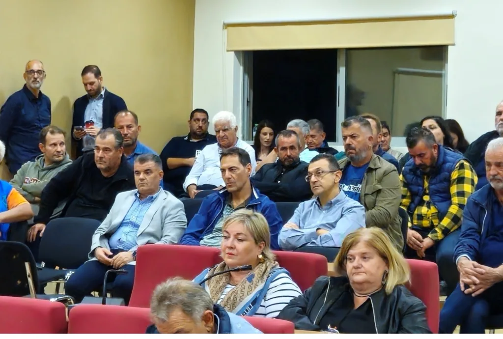 ΠΑΣΟΚ Αχαΐας: Οι αγρότες έβαλαν στο τραπέζι την τιμή παραγωγού, ο Αλεξόπουλος τις αποζημιώσεις