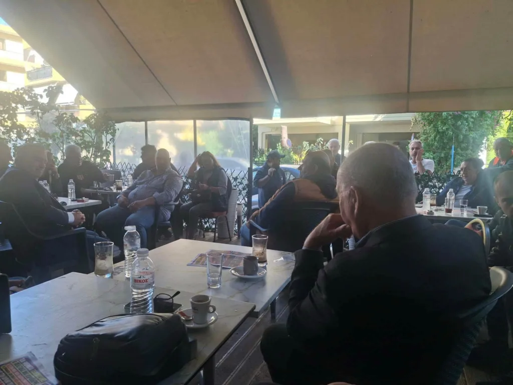 Στην Αγυιά η «Πάτρα Ενωμένη» – Συζητήσεις με κατοίκους για τα προβλήματα της περιοχής